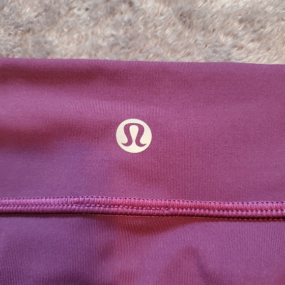 Lululemon leggings - Picture 5 of 9